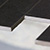 Detail vyřezané keramiky.